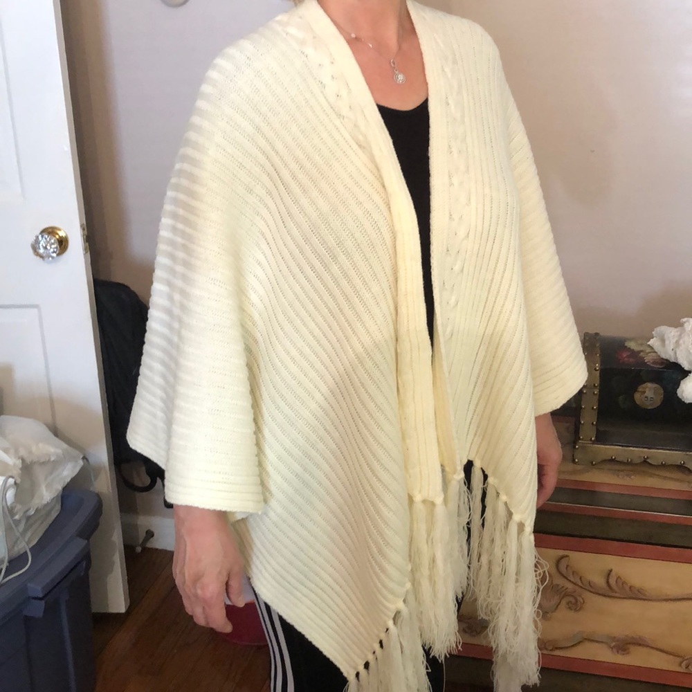 Cream Shawl